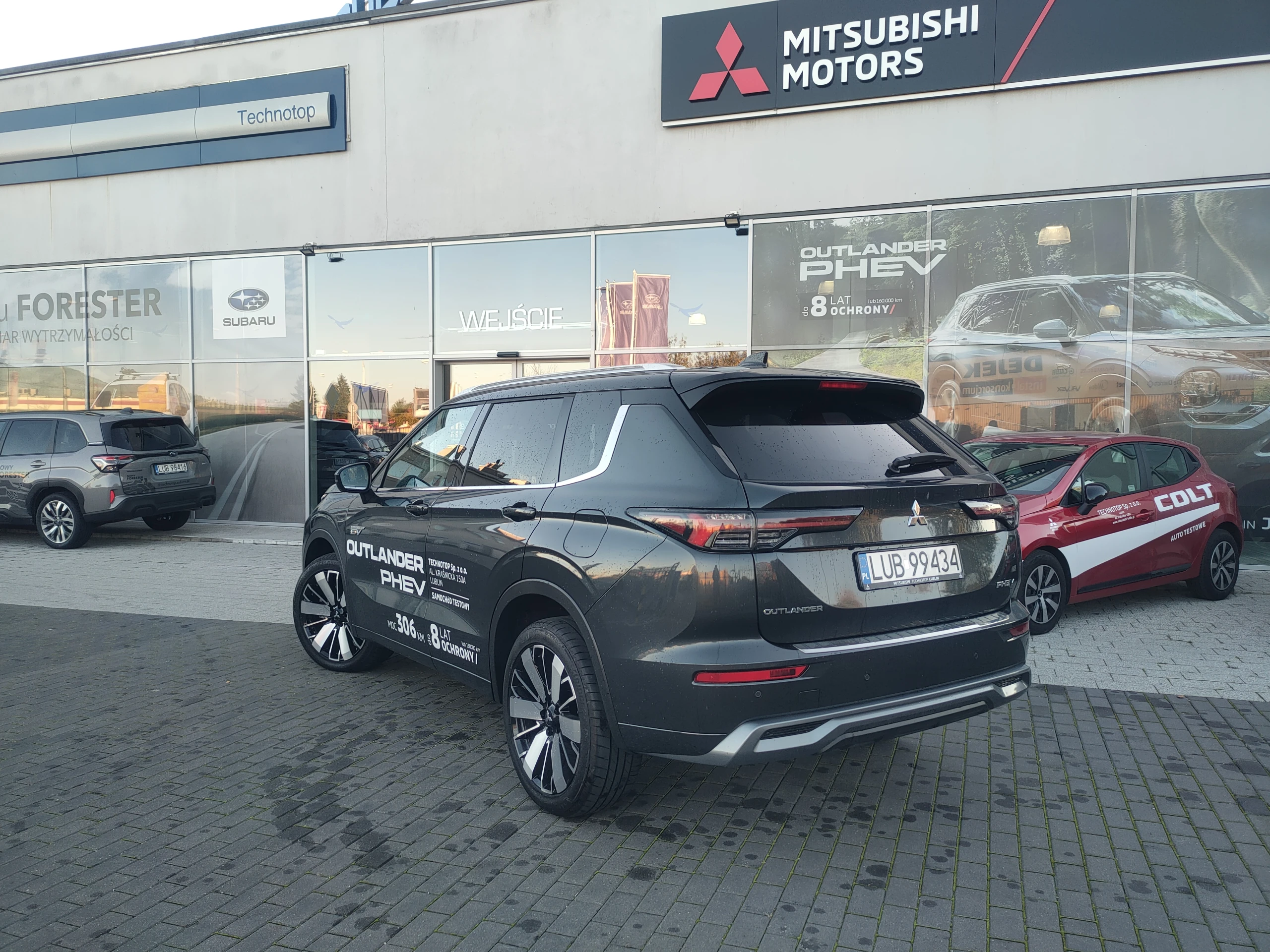 Outlander PHEV - Zdjęcie 3